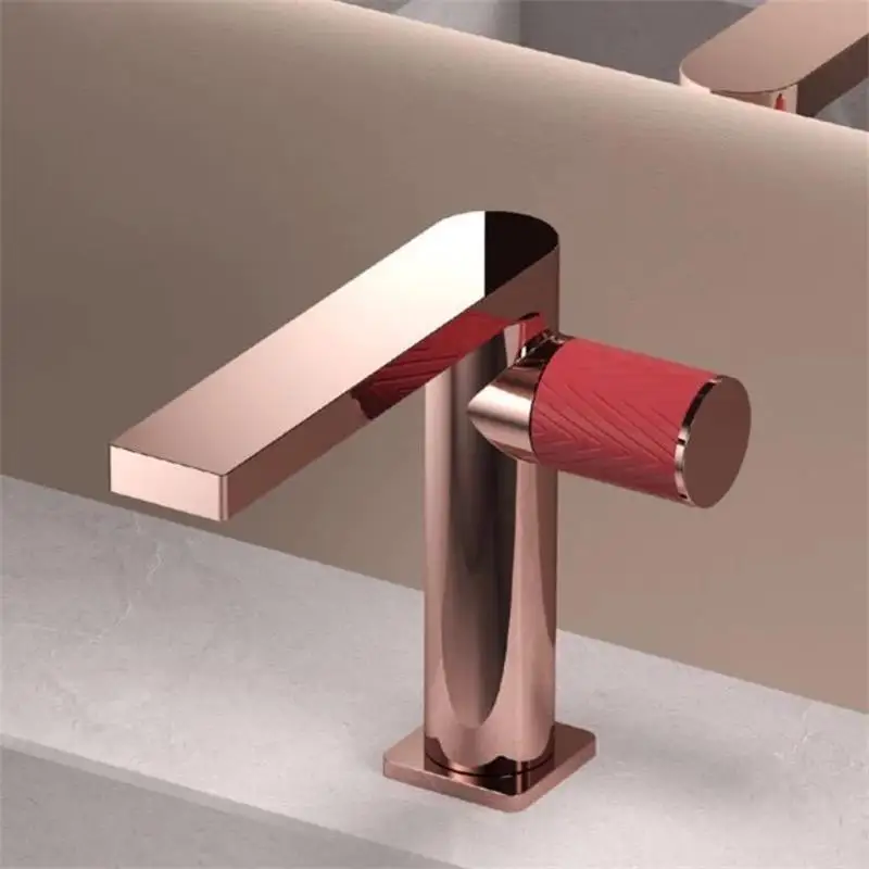 Rose Gold Bathroom Basin Faucet Chrome Single Lever hot and cold Solid Brass Crane Brass Sink mixer Gray Tap
Rose Gold Bathroom Basin Faucet Chrome Single Lever hot and cold Solid Brass Crane Brass Sink mixer Gray Tap