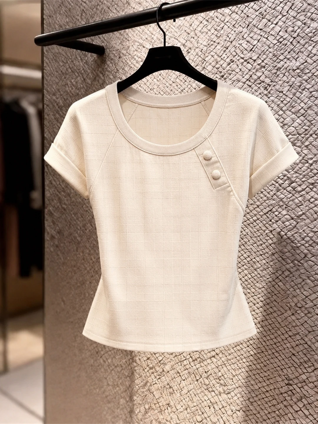 Casual round Neck Short Sleeve Shirt Korean Style Versatile Summer Top Design Sensation Simple Old Money Fashion Women's Clot...
Casual round Neck Short Sleeve Shirt Korean Style Versatile Summer Top Design Sensation Simple Old Money Fashion Women's Clot...