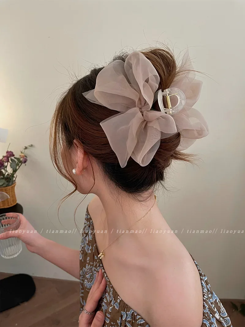 New Mesh Bow Grip Female Ponytail Braid Hair Claw Clip Elegant Girl Hairclip Hair Accessories Gift Headdress
New Mesh Bow Grip Female Ponytail Braid Hair Claw Clip Elegant Girl Hairclip Hair Accessories Gift Headdress