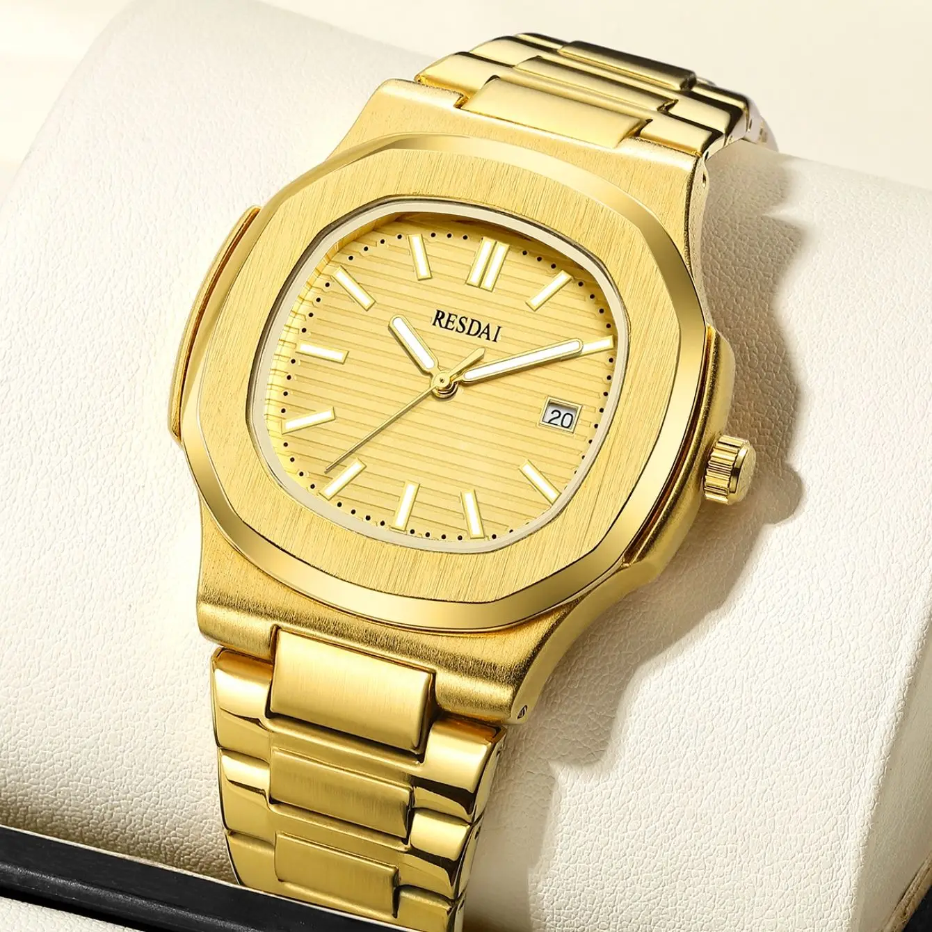 Luxury 2023 Simple With Diamonds Calendar Men's Quartz Watches High Quality Stainless Steel Silver Folding Clasp Men's Watch
Luxury 2023 Simple With Diamonds Calendar Men's Quartz Watches High Quality Stainless Steel Silver Folding Clasp Men's Watch