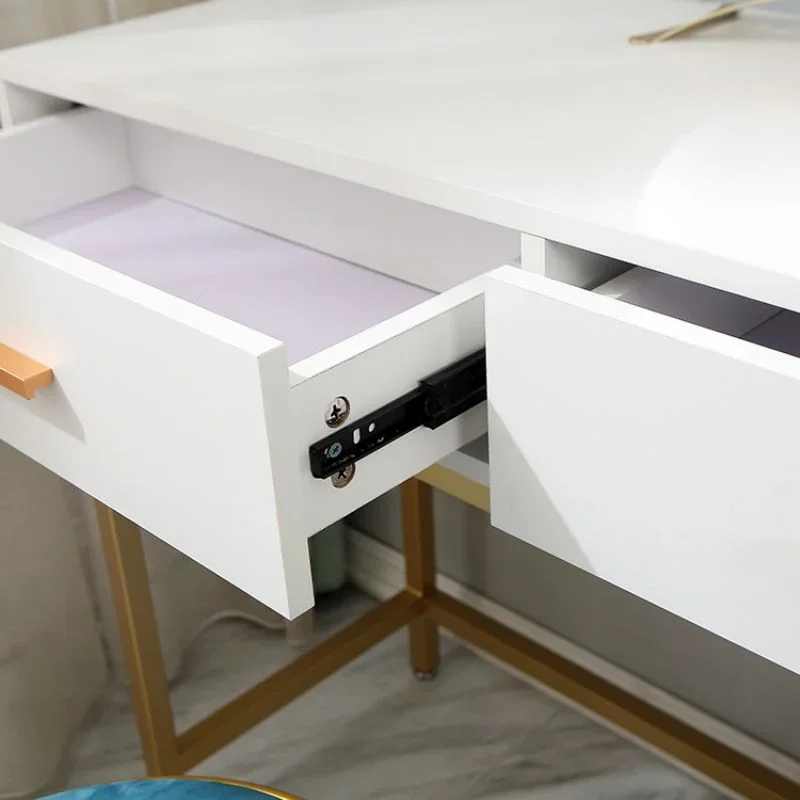 'Simple modern bedroom Nordic women's small apartment dressing table
'Simple modern bedroom Nordic women's small apartment dressing table