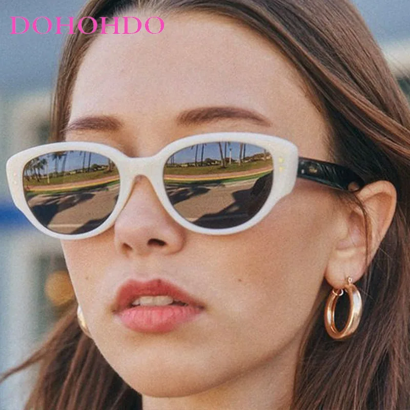Vintage Classic Rivet Decoration Cat Eye Women Sunglasses Luxury Brand Men Sunglass Travel Fishing Trendy Eyewear UV400 Unisex
Vintage Classic Rivet Decoration Cat Eye Women Sunglasses Luxury Brand Men Sunglass Travel Fishing Trendy Eyewear UV400 Unisex