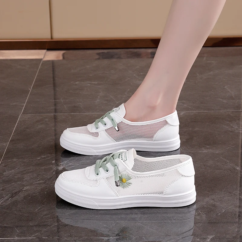 Белые женские летние туфли, тонкая сетка, дышащая корейская версия, универсальные, с плоской подошвой и ленивые туфли для студентов
Белые женские летние туфли, тонкая сетка, дышащая корейская версия, универсальные, с плоской подошвой и ленивые туфли для студентов