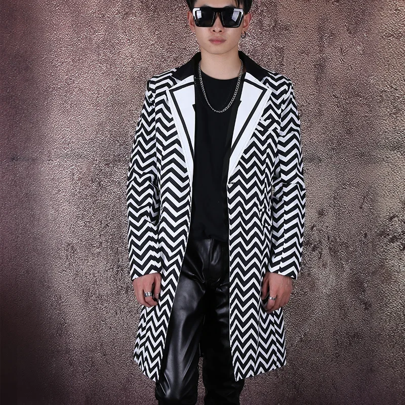 Printed Suit Stitching Mid-length Suit Style Coat Trendy Men Stylist Suit Long Jacket For Men Rear Middle Slit Long Men Jacket
Printed Suit Stitching Mid-length Suit Style Coat Trendy Men Stylist Suit Long Jacket For Men Rear Middle Slit Long Men Jacket