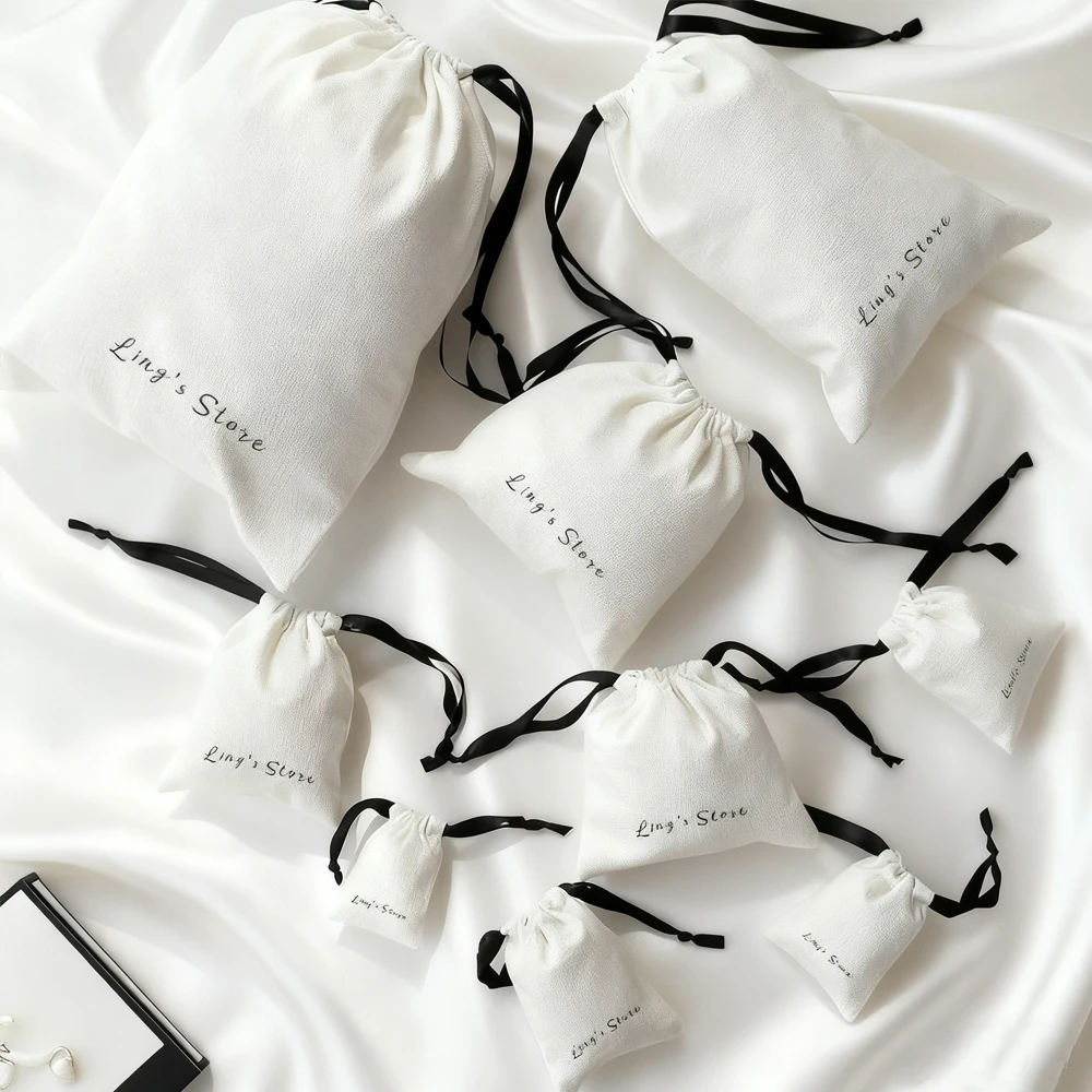 100pcs Personalized Logo White Muslin Jewelry Cotton Gift Bag Canvas Drawstring Ribbon Pouch can Custom Print Name Wedding Favor
100pcs Personalized Logo White Muslin Jewelry Cotton Gift Bag Canvas Drawstring Ribbon Pouch can Custom Print Name Wedding Favor
