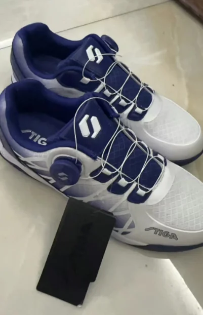 Training Table Tennis Shoes Men's Women's Children's Tennis Shoes Lightweight Badminton Shoes Lightweight
Training Table Tennis Shoes Men's Women's Children's Tennis Shoes Lightweight Badminton Shoes Lightweight