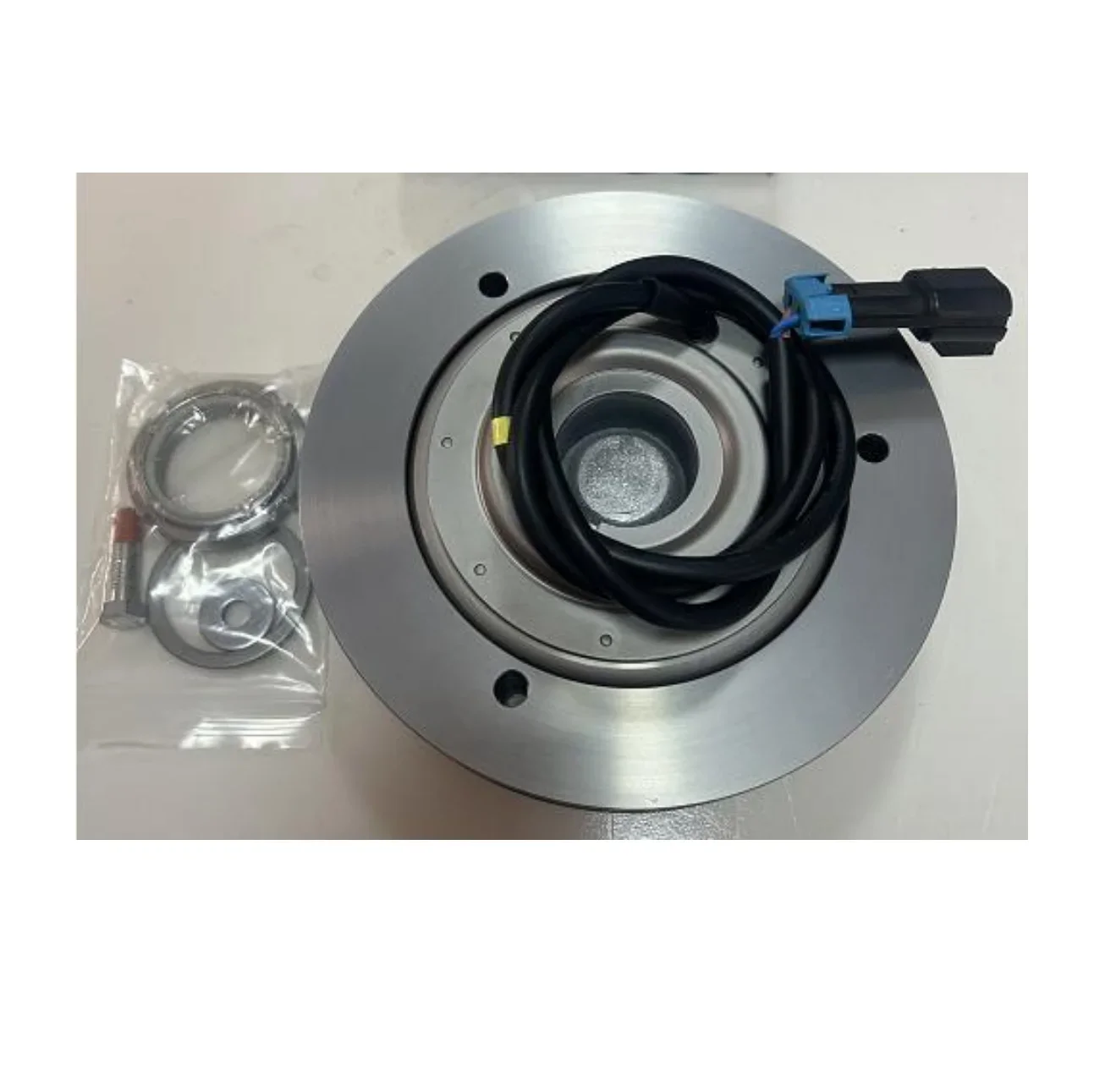 Clutch Assembly Condenser Fan for Carrier Vector 50-01173-03 50-01176-00 76-02141-00 50-01176-00 50-01176-00 50-01176-01
Clutch Assembly Condenser Fan for Carrier Vector 50-01173-03 50-01176-00 76-02141-00 50-01176-00 50-01176-00 50-01176-01