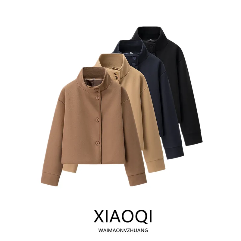 Faionable Woolen Coat for Women with Long Sves Stand Collar Button Design Commute Sle Autumn Winter New Arrival
Faionable Woolen Coat for Women with Long Sves Stand Collar Button Design Commute Sle Autumn Winter New Arrival
