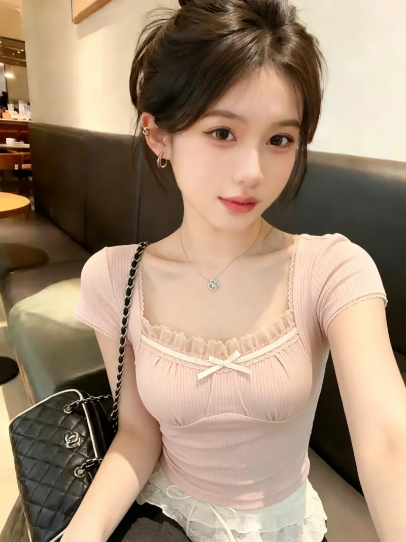 Pink Lace Splice Square Collar Short Sleeve Knitted Sweater Women's Summer Unique Exquisite Self-Preserving Style Top
Pink Lace Splice Square Collar Short Sleeve Knitted Sweater Women's Summer Unique Exquisite Self-Preserving Style Top