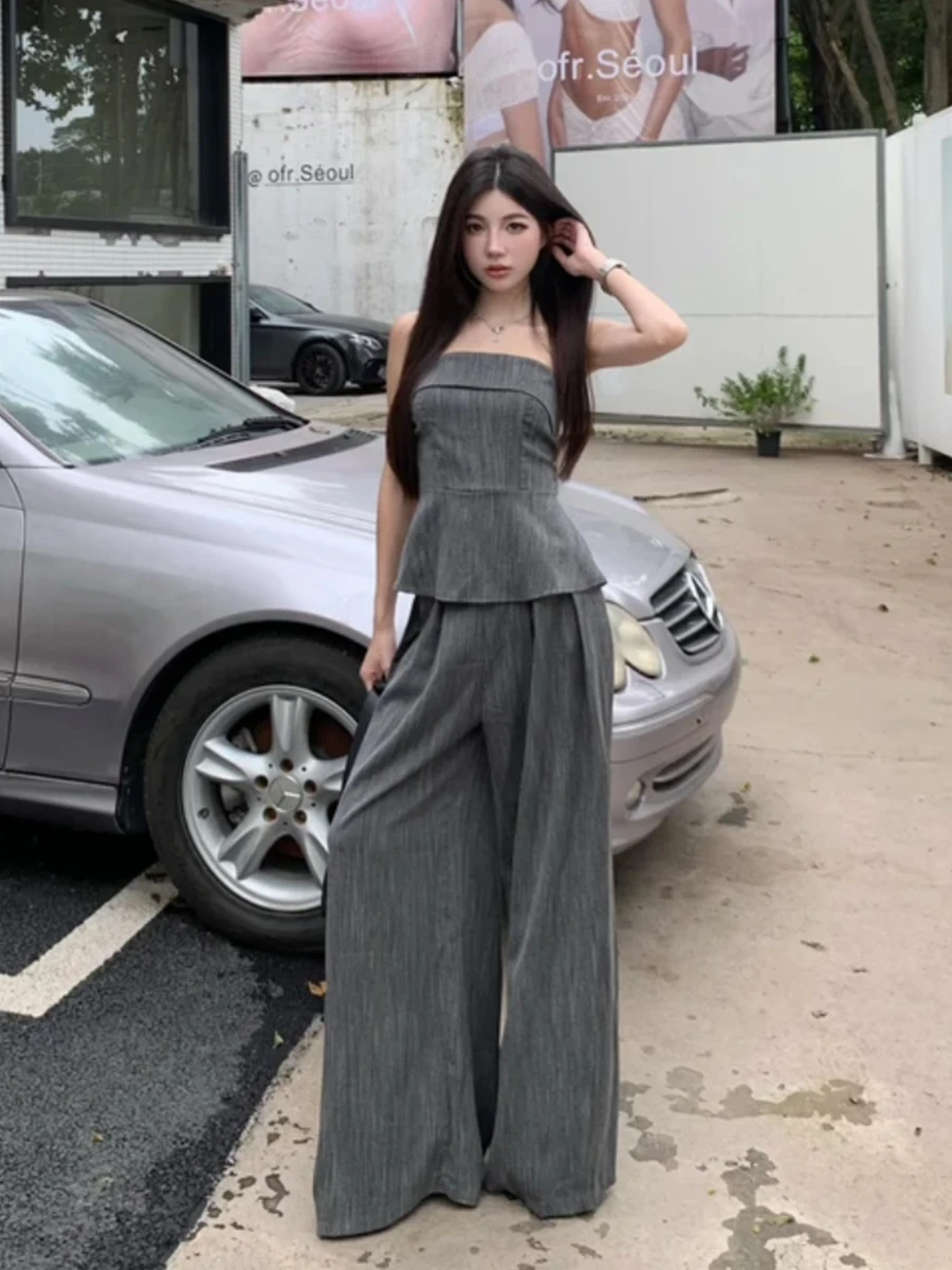 Advanced Gray Niche Spicy Girl Slimming Strapless And Loose Straight Tube Wide Leg Suit For Women
Advanced Gray Niche Spicy Girl Slimming Strapless And Loose Straight Tube Wide Leg Suit For Women