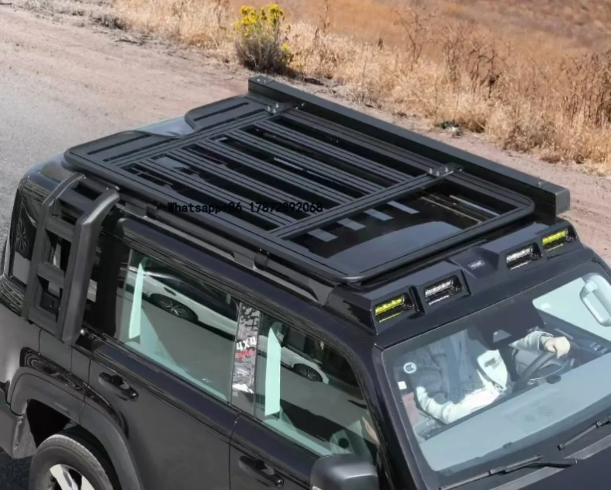Roof Rack Platform for Beijing BJ40, Custom Modified Luggage Carrier with High Load Capacity and Large Practical Space.
Roof Rack Platform for Beijing BJ40, Custom Modified Luggage Carrier with High Load Capacity and Large Practical Space.