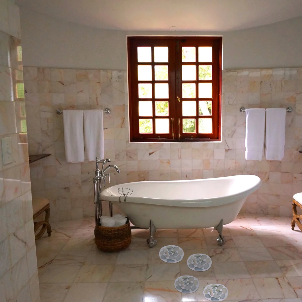 4 Pcs Anti-slip Stickers for Bath Tub Mats Bathroom Kitchen Shower Balcony Corridor Non-skid Decals Tiles
4 Pcs Anti-slip Stickers for Bath Tub Mats Bathroom Kitchen Shower Balcony Corridor Non-skid Decals Tiles