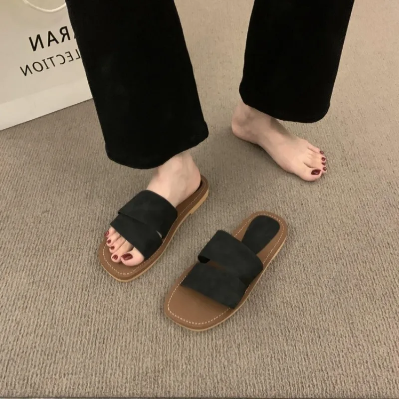 2025 Summer Retro Square Toe Open Toed Flat Slippers for Women's Summer Dress Fairy Style Seaside Vacation Beach Sandals
2025 Summer Retro Square Toe Open Toed Flat Slippers for Women's Summer Dress Fairy Style Seaside Vacation Beach Sandals