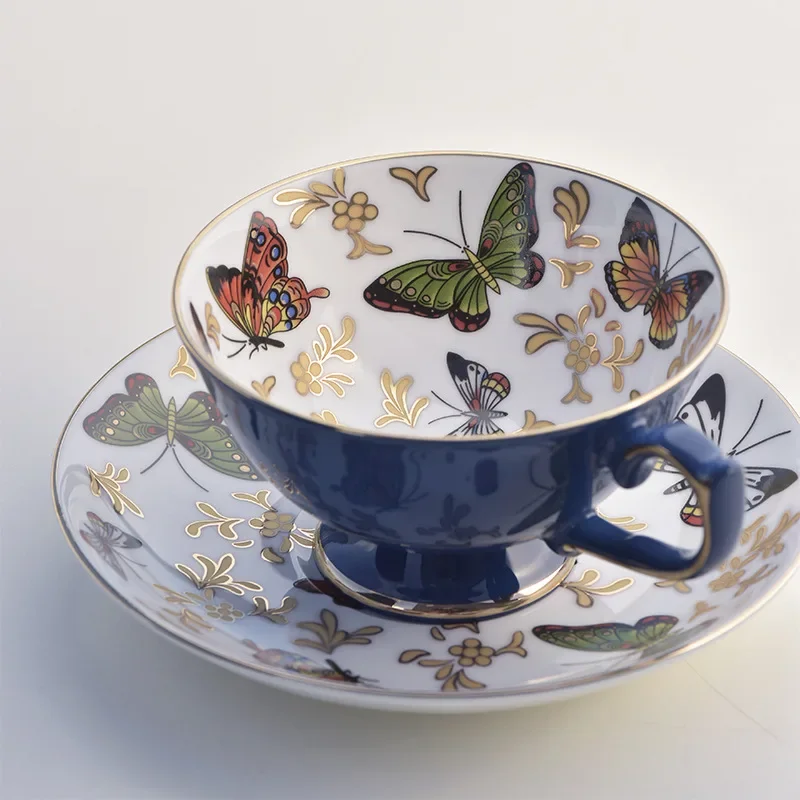 European Style кружка Light Luxury Coffee Mug Butterfly Pattern Ceramics Coffee Cup Saucers Afternoon Tea Drinkware Couple Gift
European Style кружка Light Luxury Coffee Mug Butterfly Pattern Ceramics Coffee Cup Saucers Afternoon Tea Drinkware Couple Gift