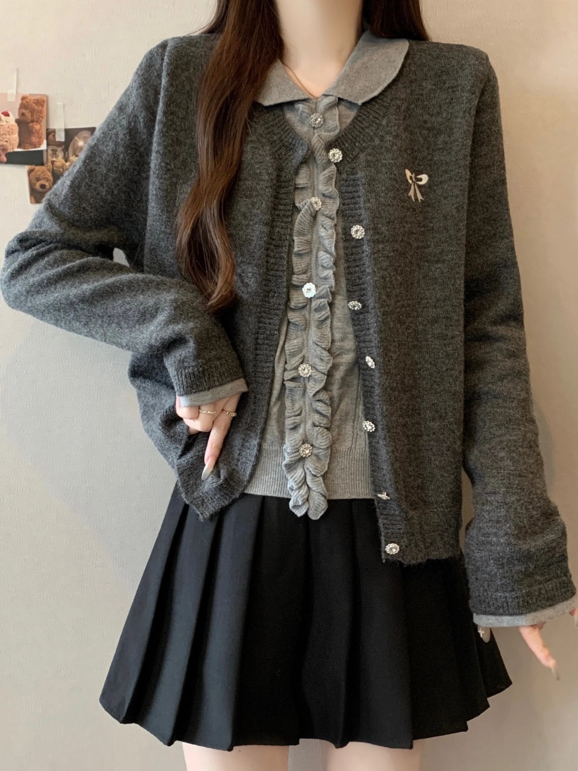 plus Size Women's Knitwear Jacket Fake Two-Piece Embroidered Long Sleeve Autumn Winter Slimming Design Casual Comfortable Top
plus Size Women's Knitwear Jacket Fake Two-Piece Embroidered Long Sleeve Autumn Winter Slimming Design Casual Comfortable Top