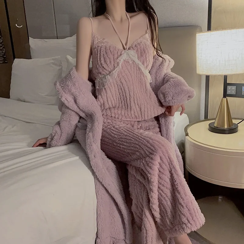 Women's Thick Flano Sleepwear Warm Pajama and Robe Sets Lady Sweet Long Homewear Cute Spaghetti Outfits
Women's Thick Flano Sleepwear Warm Pajama and Robe Sets Lady Sweet Long Homewear Cute Spaghetti Outfits