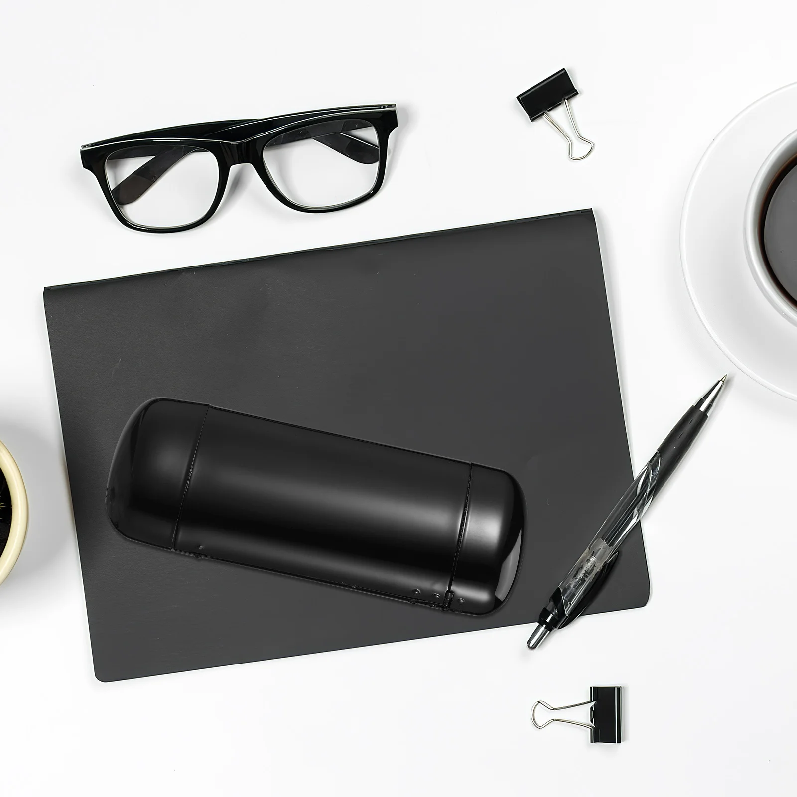 Slim Metal Glasses Case Hard Protective Cylindrical Shape Soft Interior for Lens Safety Portable Eyeglass Holder Case Unisex
Slim Metal Glasses Case Hard Protective Cylindrical Shape Soft Interior for Lens Safety Portable Eyeglass Holder Case Unisex