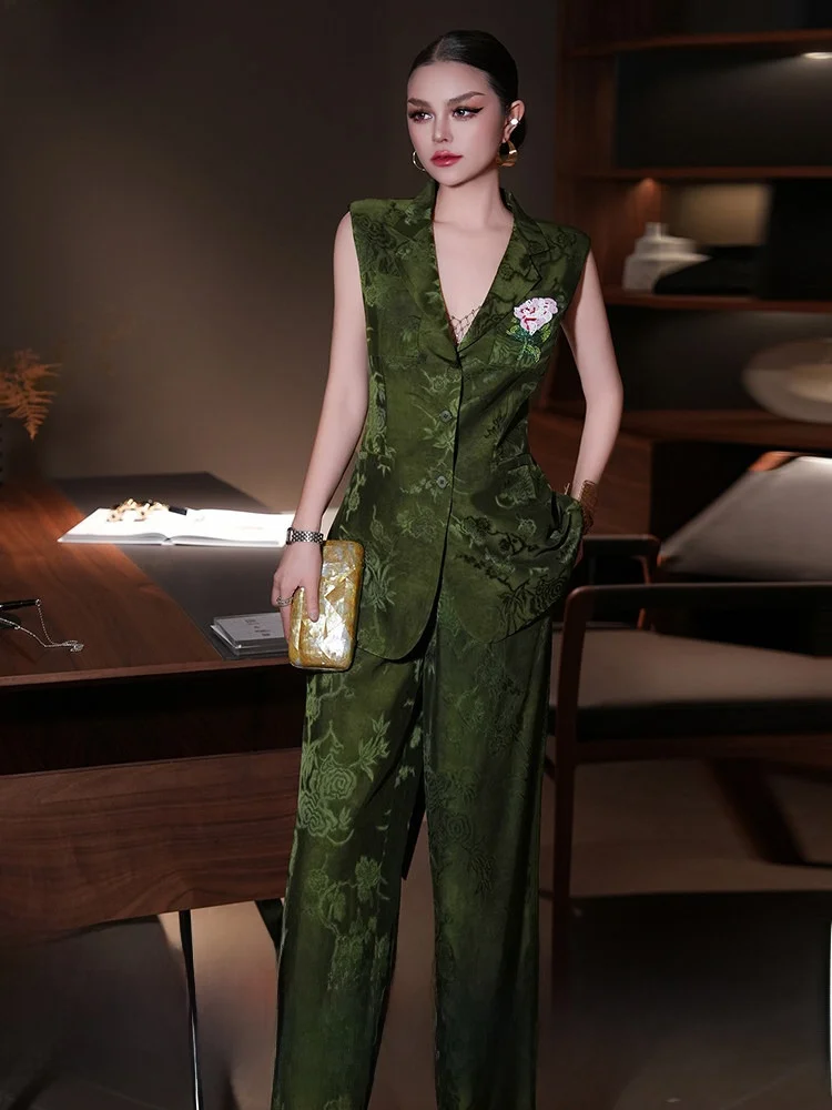 Green Suit Professional Women's Set Summer Vintage High End Luxury Vest Top Wide Leg Pants Fashionable Elegant Workwear
Green Suit Professional Women's Set Summer Vintage High End Luxury Vest Top Wide Leg Pants Fashionable Elegant Workwear