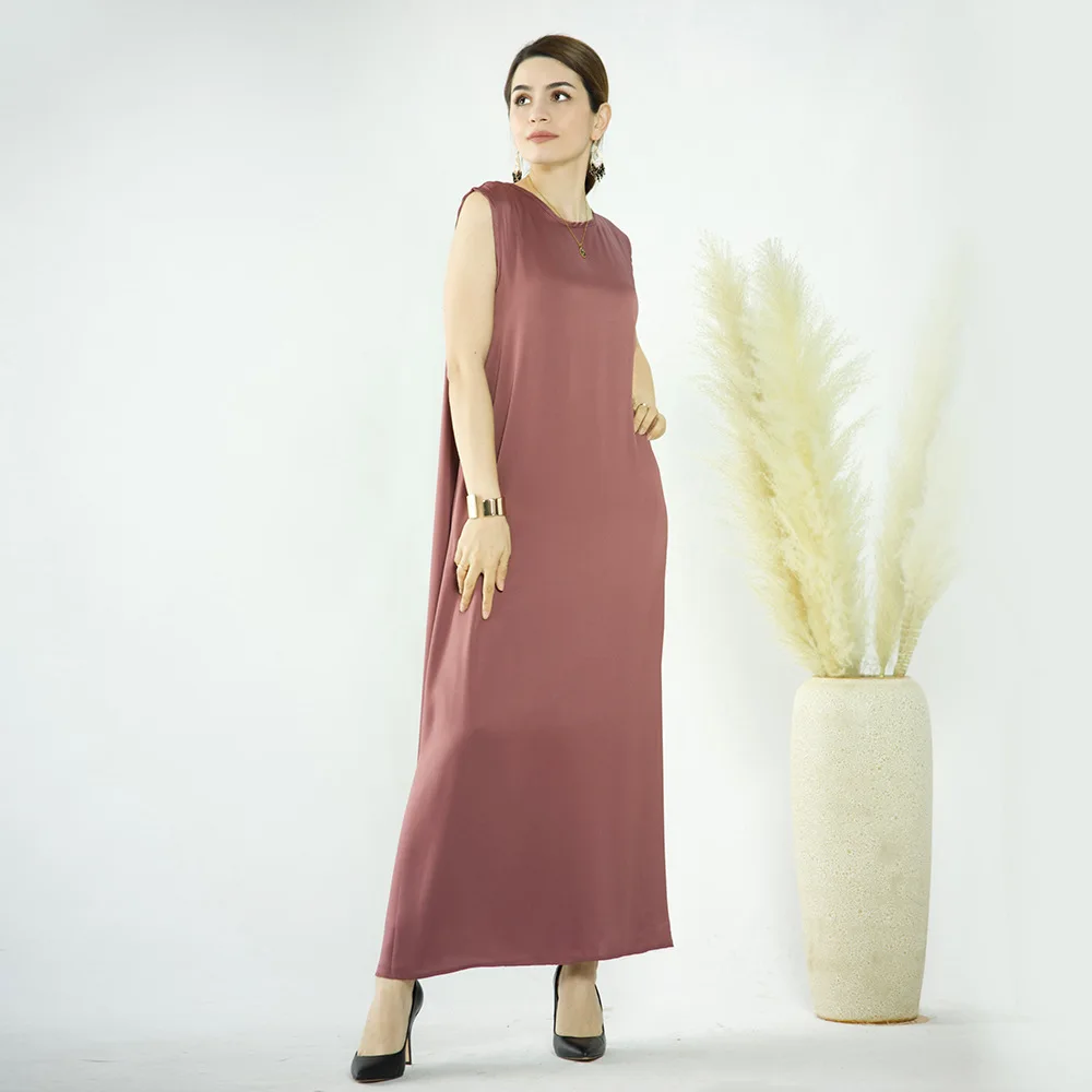 Muslim Dress Women Sleeveless Satin Abaya Soild Eid Vest Layering Vestidos Modest Underwear Inner Dresses Ramadan Arab Robe 2026
Muslim Dress Women Sleeveless Satin Abaya Soild Eid Vest Layering Vestidos Modest Underwear Inner Dresses Ramadan Arab Robe 2026