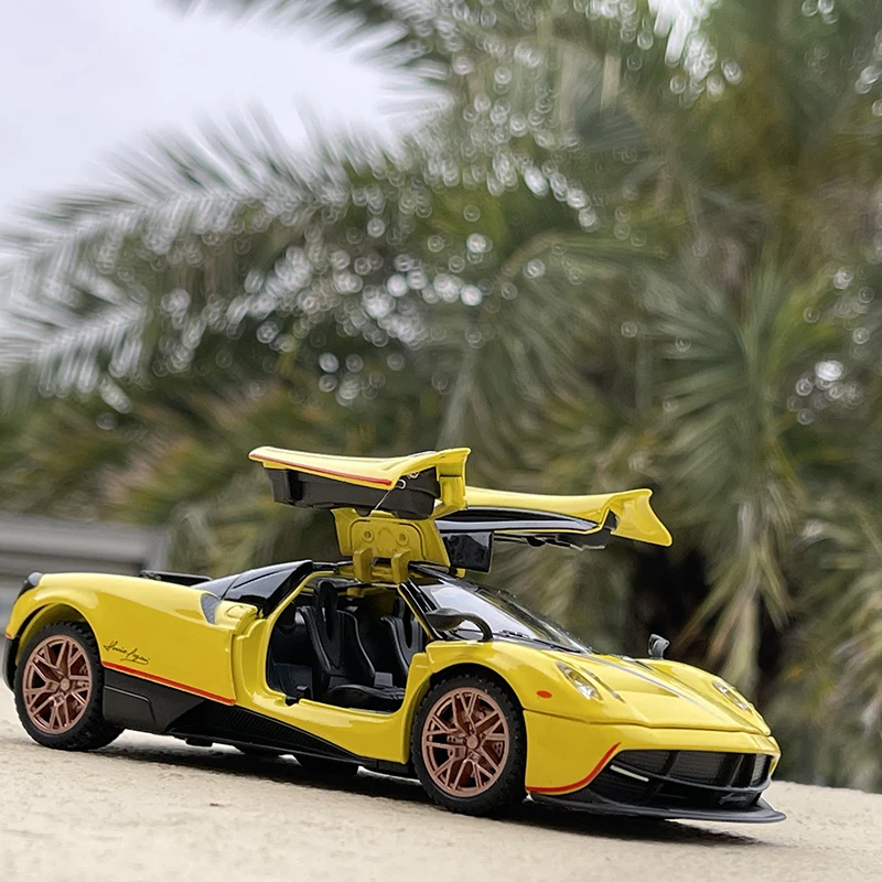 1:32 Pagani Huayra DINASTIA, модель спортивного автомобиля из сплава, литая под давлением, металлическая игрушечная модель автомобиля, имитация звука и света, коллекция подарков
1:32 Pagani Huayra DINASTIA, модель спортивного автомобиля из сплава, литая под давлением, металлическая игрушечная модель автомобиля, имитация звука и света, коллекция подарков