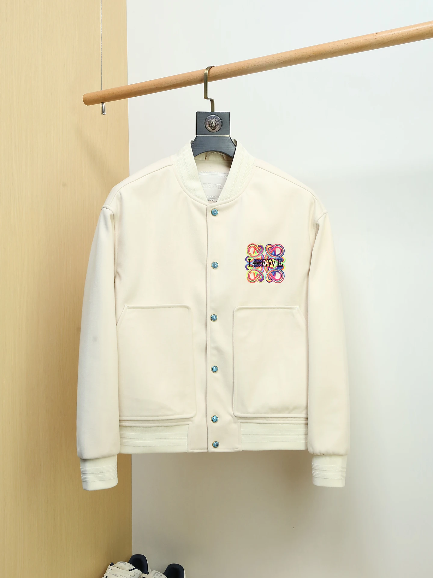 Faionable Slim Fit Men's Baseball Jaet Spring Autumn New Sle Casual Wear Polyester Cotton Blend with Button Closure
Faionable Slim Fit Men's Baseball Jaet Spring Autumn New Sle Casual Wear Polyester Cotton Blend with Button Closure