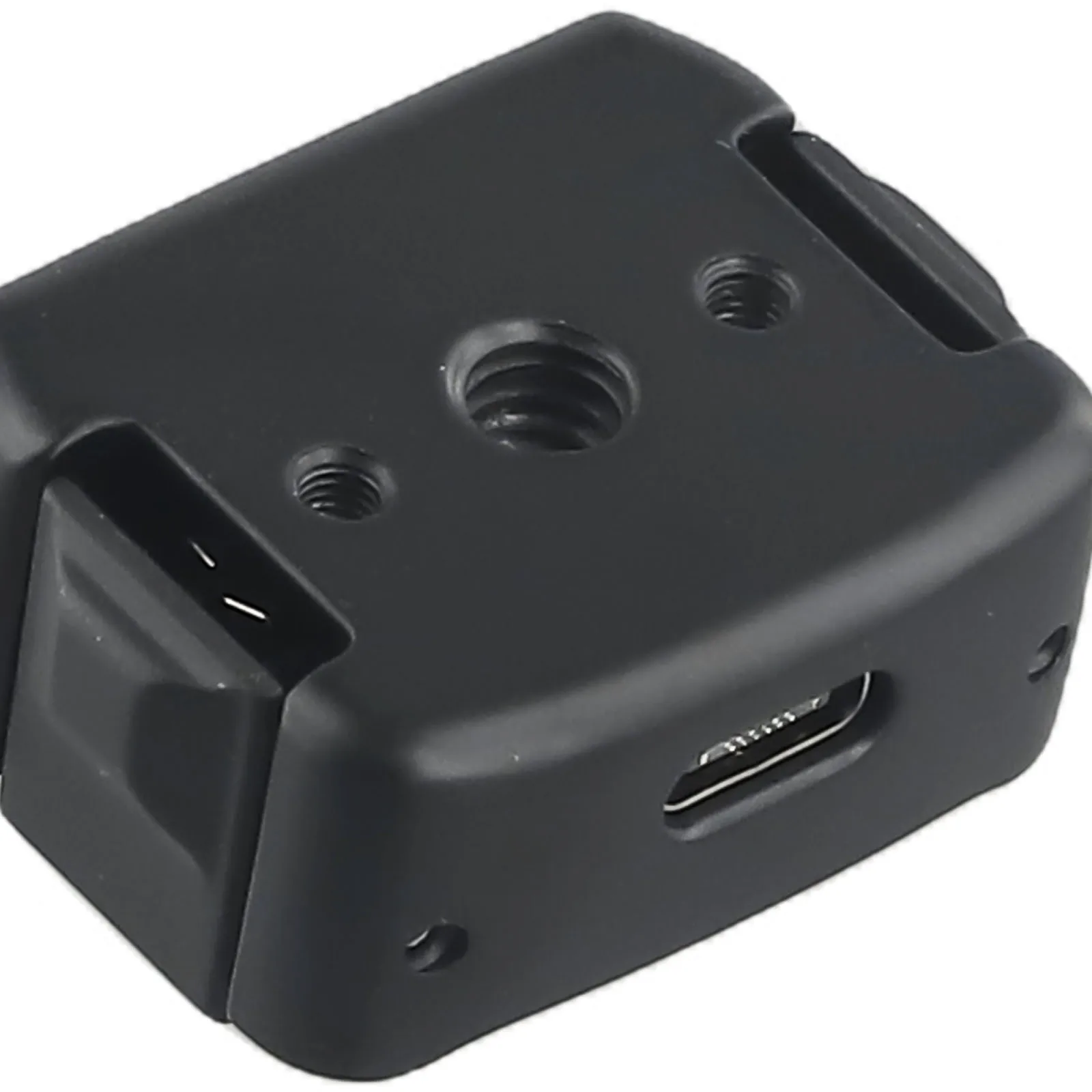 Multifunctional Charging Base For DJI For Pocket 3 Stable Stand With Fast Charging Capability (126 Characters)
Multifunctional Charging Base For DJI For Pocket 3 Stable Stand With Fast Charging Capability (126 Characters)