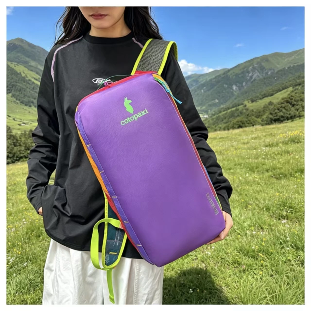 Large capacity dopamine backpack hiking mountaineering outdoor sports unisex bag
Large capacity dopamine backpack hiking mountaineering outdoor sports unisex bag