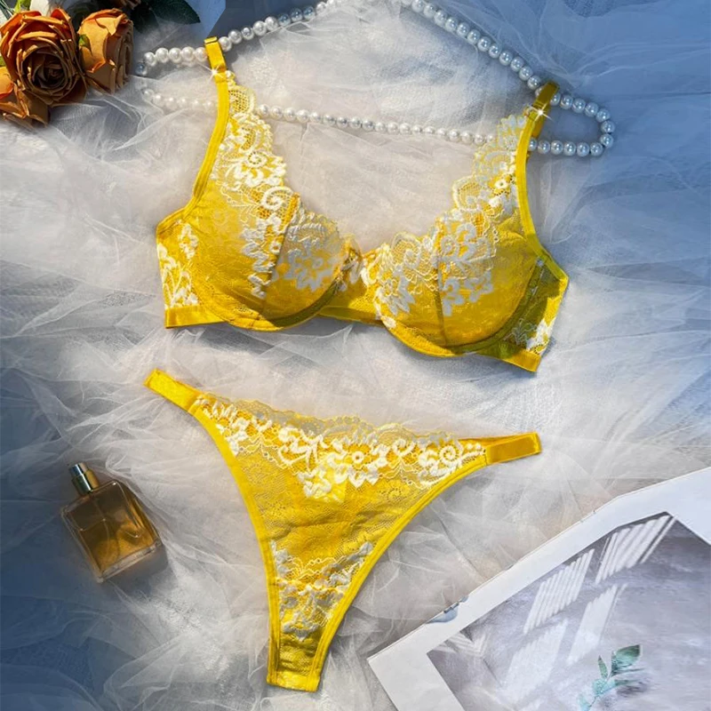 Sexy Woman Underwear Luxury Intimate Lingerie Fantasy Bi-color Lace Underwear Ultra Thin Sexy Bras Floral See Through Lingerie
Sexy Woman Underwear Luxury Intimate Lingerie Fantasy Bi-color Lace Underwear Ultra Thin Sexy Bras Floral See Through Lingerie