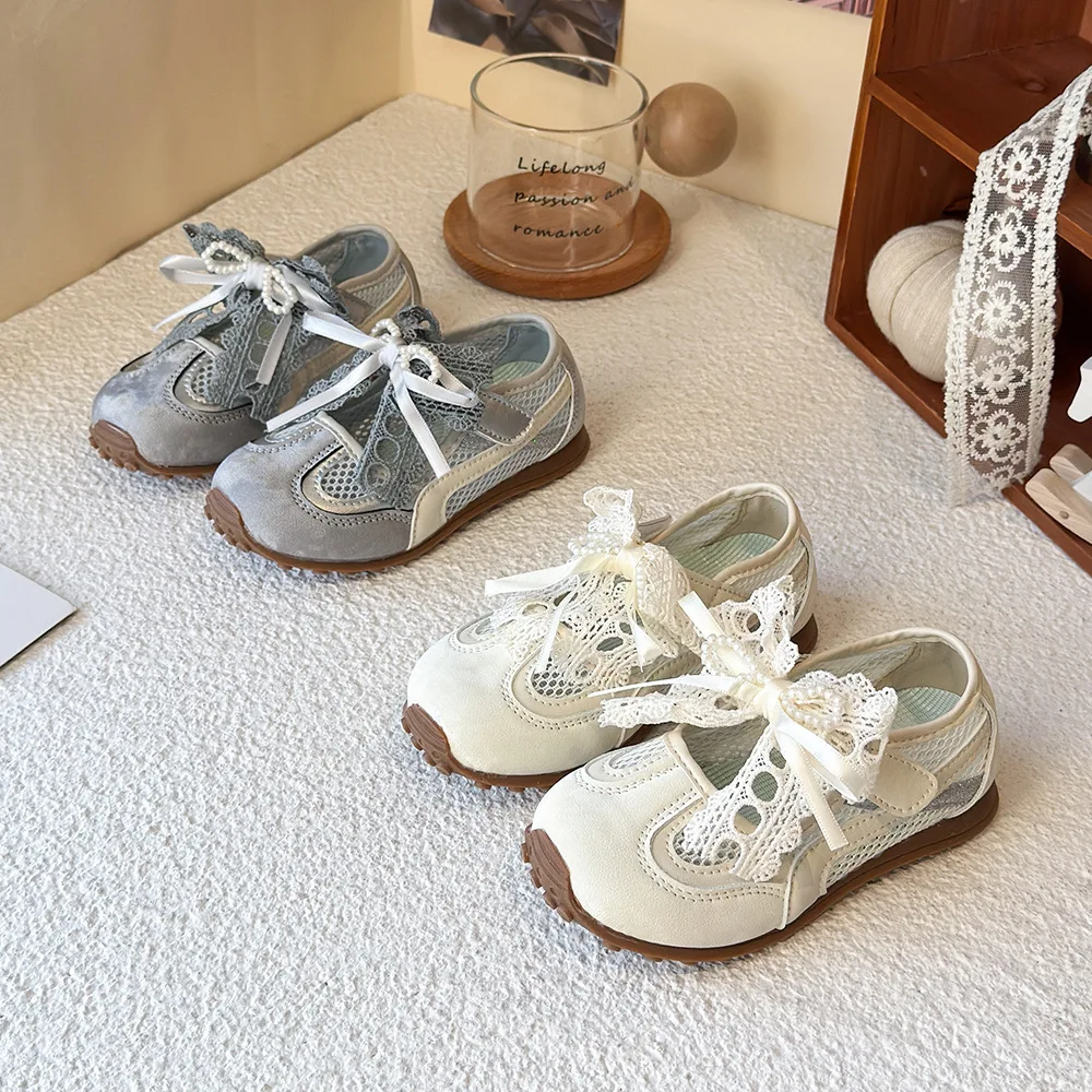 2026 Summer Kids Sport Sneakers for Girl Lace Flats Lightweight Non-Slip Back To School Children Running Sandals
2026 Summer Kids Sport Sneakers for Girl Lace Flats Lightweight Non-Slip Back To School Children Running Sandals