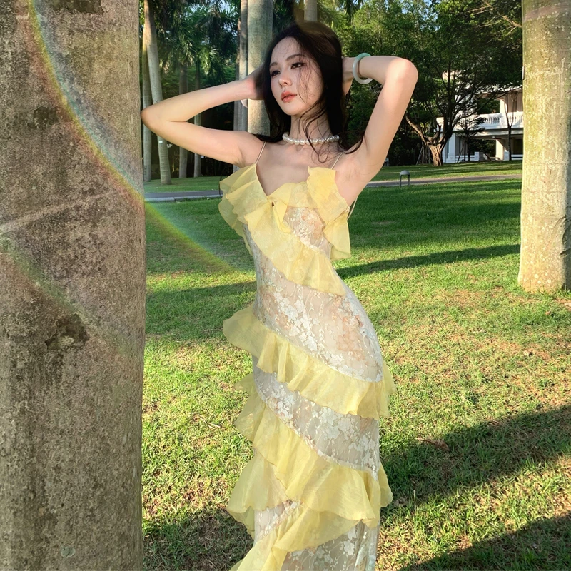 Женское длинное платье-юбка с V-образным вырезом и открытыми плечами, желтое, кружевное, универсальное, для лета, весны и осени
Женское длинное платье-юбка с V-образным вырезом и открытыми плечами, желтое, кружевное, универсальное, для лета, весны и осени