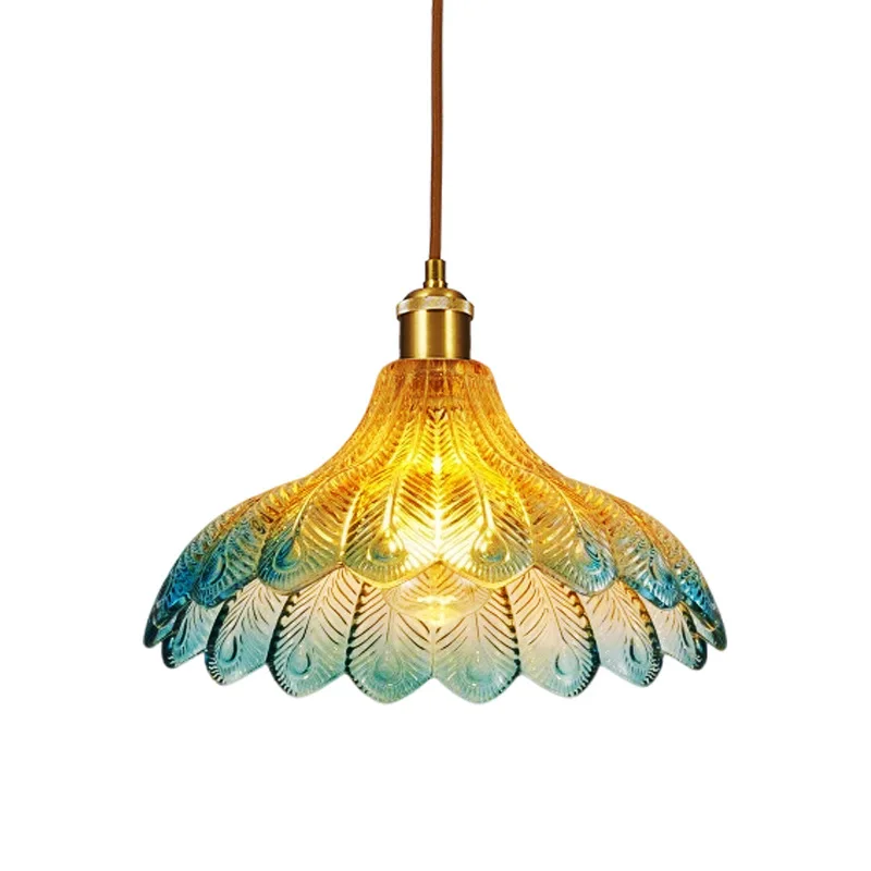 Aluminum bedside chandelier art unique LED mini chandelier, suitable for bedroom interior decoration
Aluminum bedside chandelier art unique LED mini chandelier, suitable for bedroom interior decoration