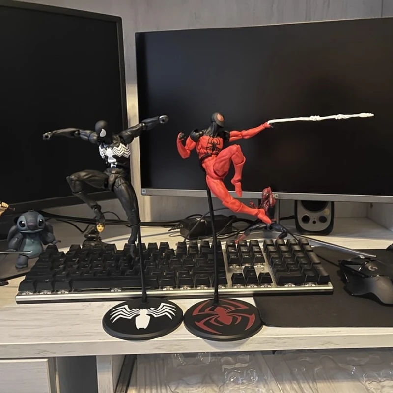 Anime Spider Man Red And Black Suit Symbiote Action Figure Joint mobility Desktop Model Ornaments Toy Children Birthday Gifts
Anime Spider Man Red And Black Suit Symbiote Action Figure Joint mobility Desktop Model Ornaments Toy Children Birthday Gifts