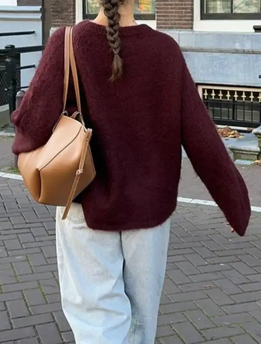 2025 Korean Casual Lazy Women Knitted Sweater Woolen Long Sleeved Solid Color T-Shirt Sweater Women's Clothing Women's Knitwear
2025 Korean Casual Lazy Women Knitted Sweater Woolen Long Sleeved Solid Color T-Shirt Sweater Women's Clothing Women's Knitwear