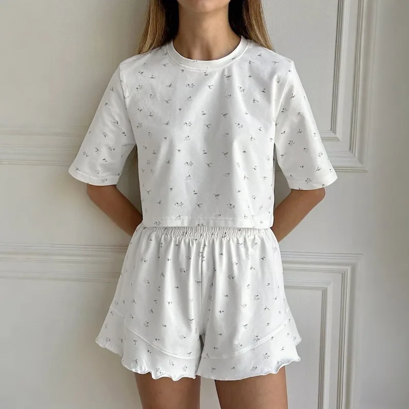 2026 New Women's Knitted Printed Short Sleeve Pajama Set Loose Comfortable Two Piece Lounge Wear Spring Summer Europe America
2026 New Women's Knitted Printed Short Sleeve Pajama Set Loose Comfortable Two Piece Lounge Wear Spring Summer Europe America