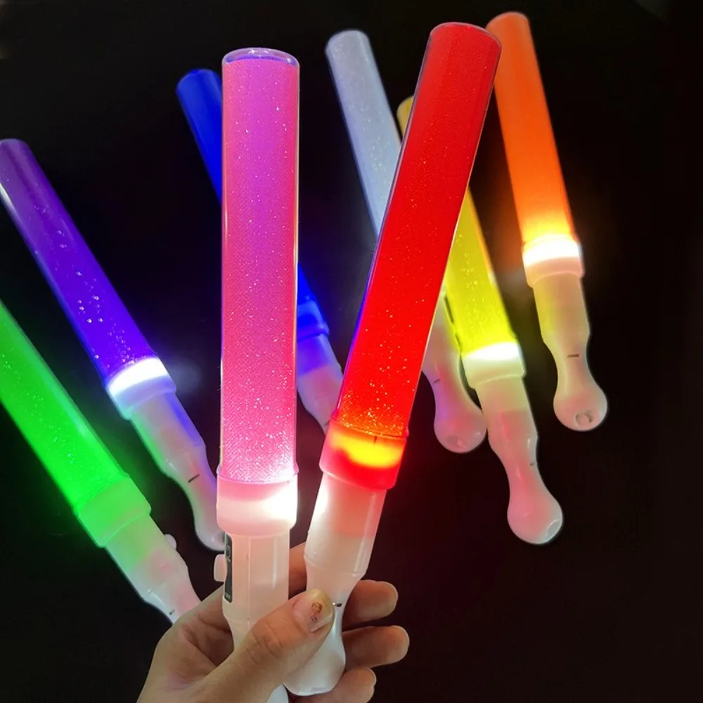 4PCS Three Gear Switch LED Glow Sticks Multicolor Short Luminous Stick Bar with Flashing Lamp Beads ABS Light Stick
4PCS Three Gear Switch LED Glow Sticks Multicolor Short Luminous Stick Bar with Flashing Lamp Beads ABS Light Stick