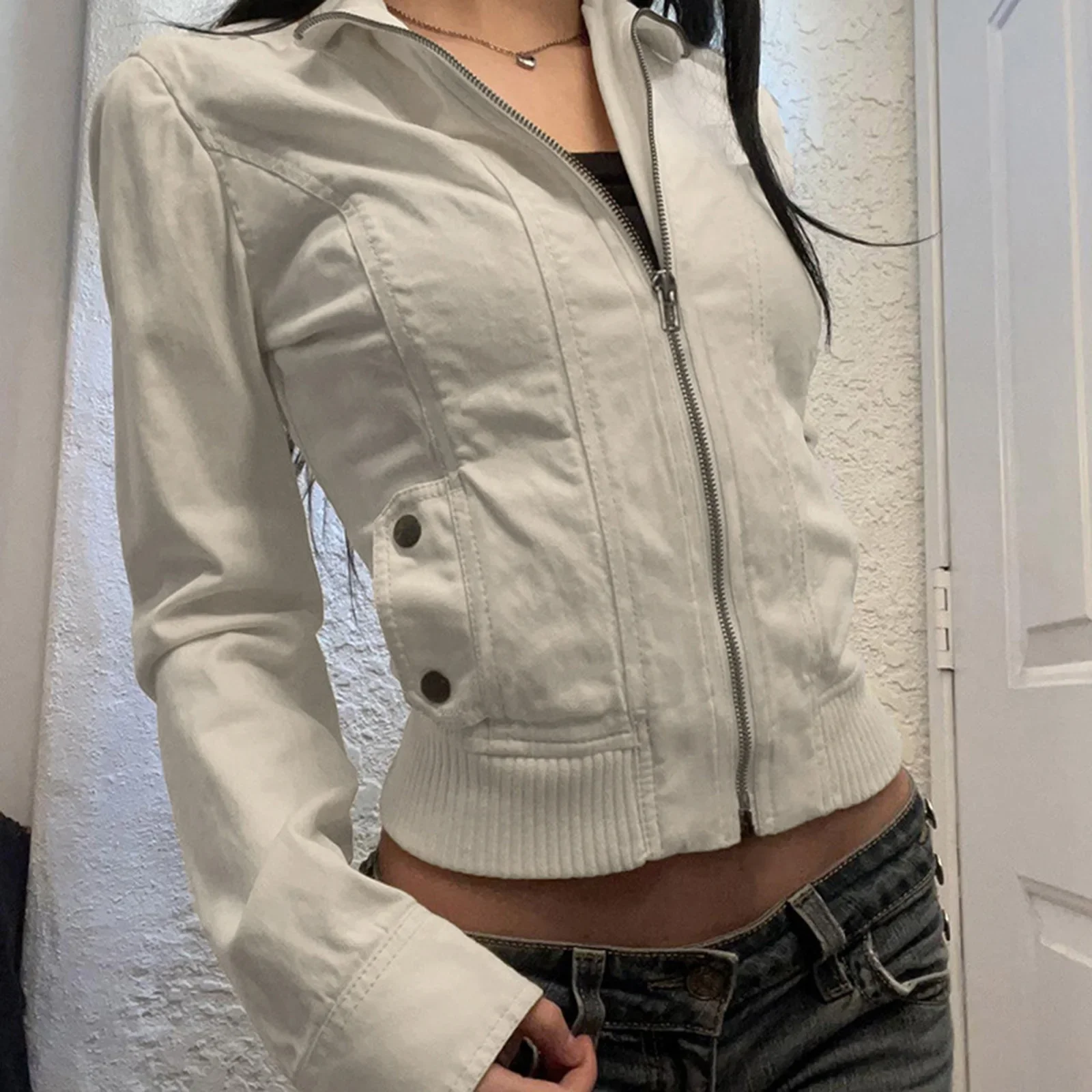 Women's Fashion Leather Coat Lapel Long Sleeve Solid Color Zip Up Slim Cargo Jacket Spring Autumn Outerwear
Women's Fashion Leather Coat Lapel Long Sleeve Solid Color Zip Up Slim Cargo Jacket Spring Autumn Outerwear