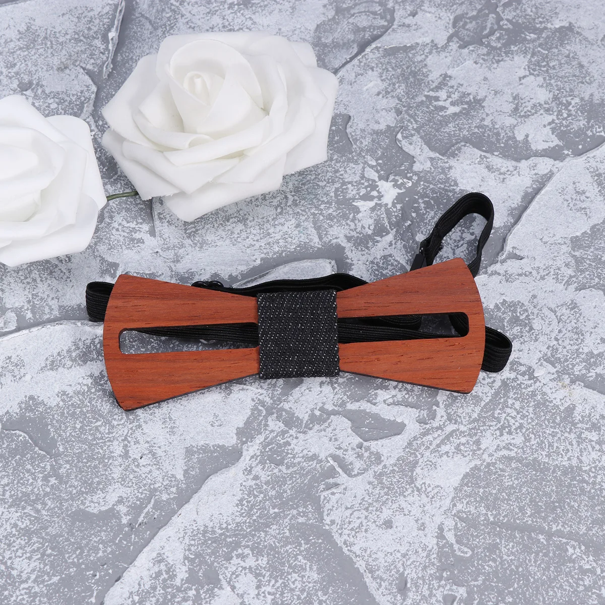 Unique Wooden Bow Tie For Men Medium Hollow Out Design Durable Premium Wood Material Adjustable Elastic Band Comfortable Wear
Unique Wooden Bow Tie For Men Medium Hollow Out Design Durable Premium Wood Material Adjustable Elastic Band Comfortable Wear