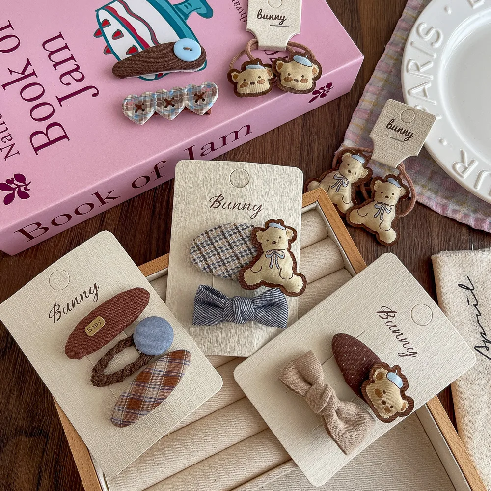 Детская заколка для волос с мультяшным медведем, заколка для волос «Любовь», милая детская челка, боковая заколка, заколка для волос, заколки, головные уборы, аксессуары для волос
Детская заколка для волос с мультяшным медведем, заколка для волос «Любовь», милая детская челка, боковая заколка, заколка для волос, заколки, головные уборы, аксессуары для волос