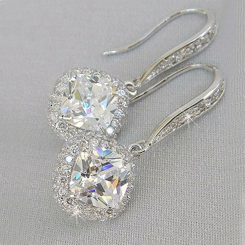 Elegant Fashion Cubic Zirconia Crystal Silver Color Dangle Drop Earrings for Women Girl's Luxury Jewelry Wedding Accessories
Elegant Fashion Cubic Zirconia Crystal Silver Color Dangle Drop Earrings for Women Girl's Luxury Jewelry Wedding Accessories