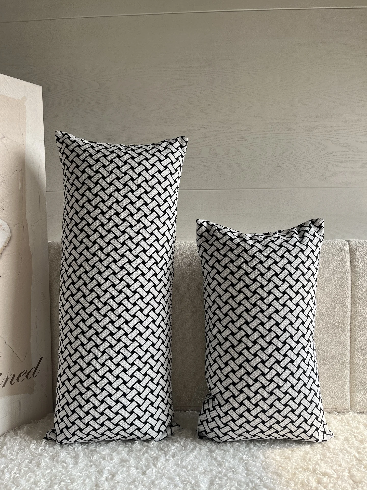 Modern Simple Geometric Pattern Rectangular Sofa Pillowcase Black White Bedside Lumbar Pillowcase Double-Sided Flower Pattern