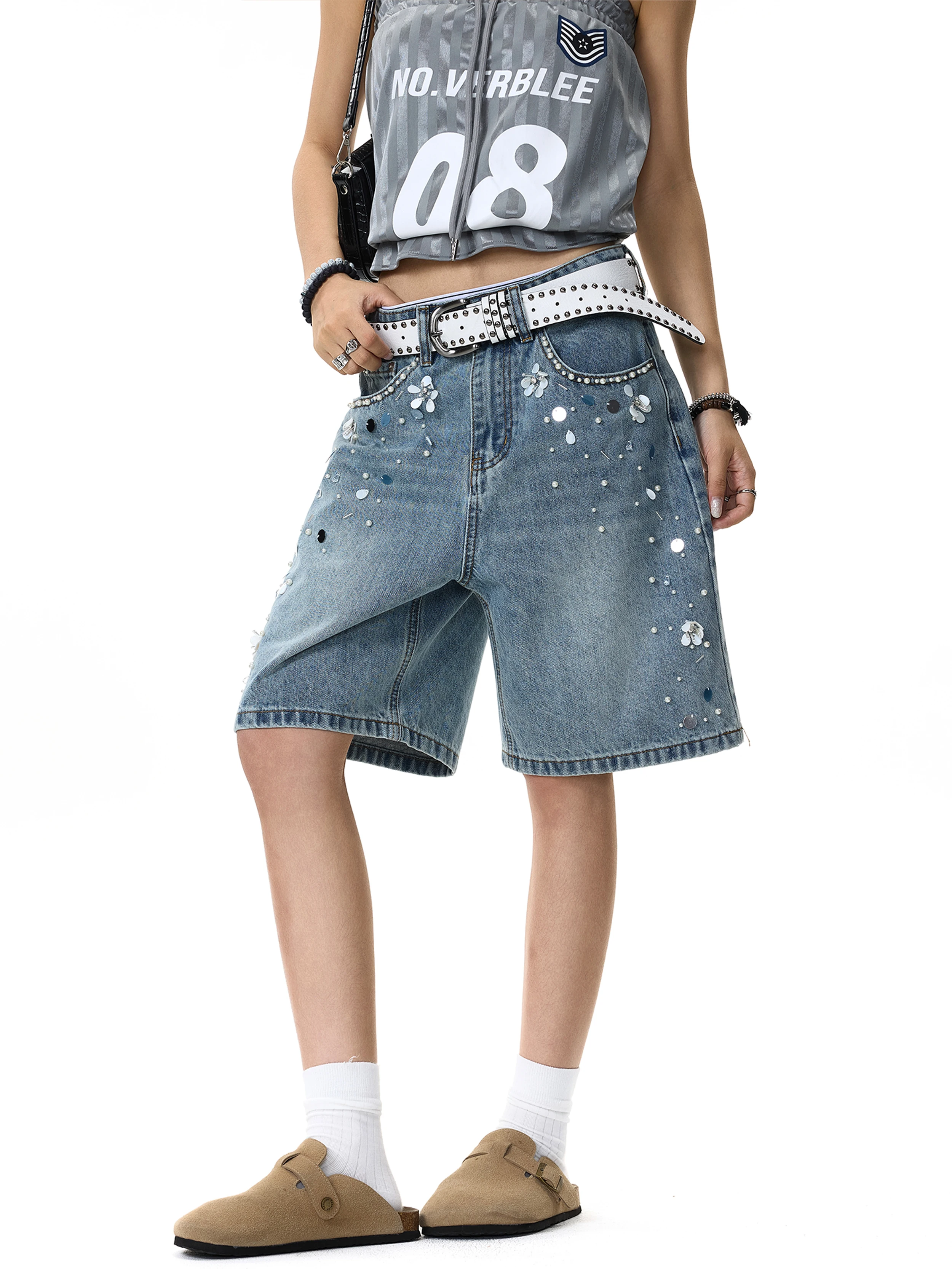 American Retro Sequin Embellished Denim Shorts Street Style Loose Casual Wide Leg Five-Point Summer Shorts for Teens
American Retro Sequin Embellished Denim Shorts Street Style Loose Casual Wide Leg Five-Point Summer Shorts for Teens