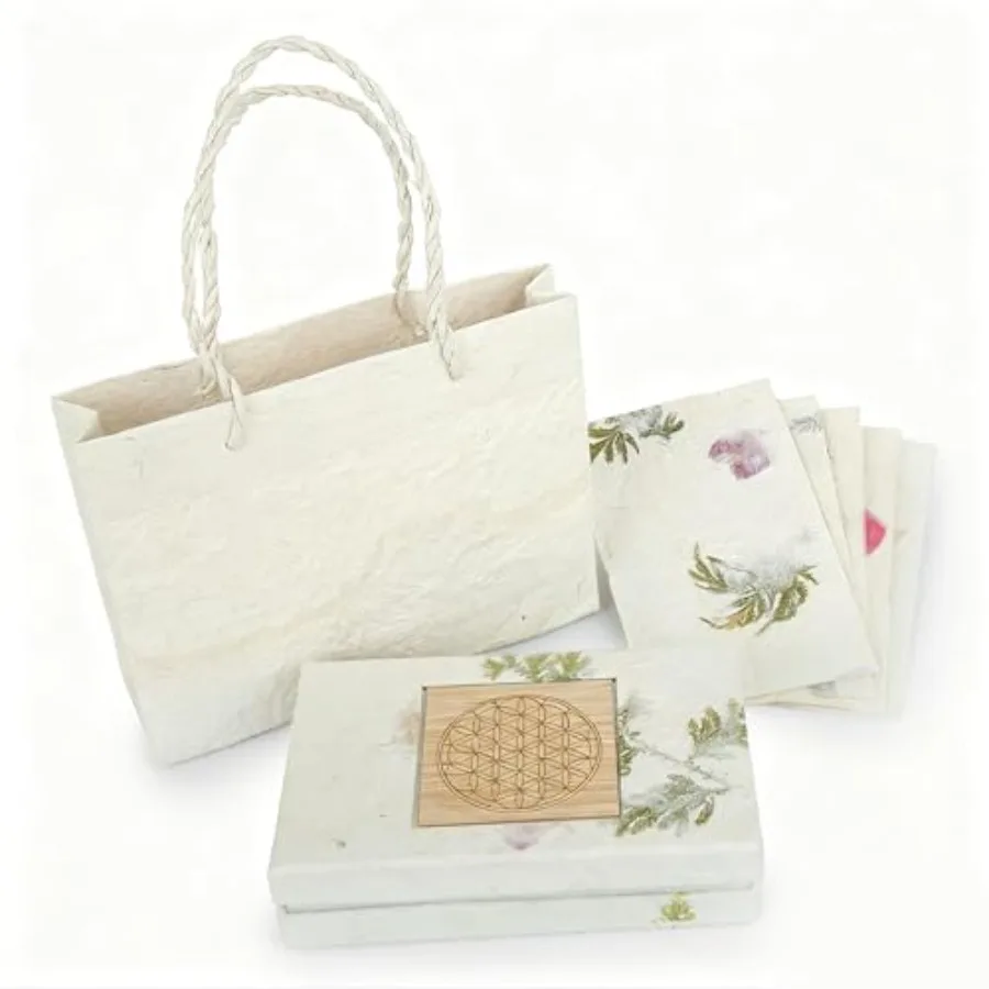 Handmade 3PCS Keepsake Gift Box With Lid, Gift Bag, Greeting Card Set. Luxury Gift Box For Women
Handmade 3PCS Keepsake Gift Box With Lid, Gift Bag, Greeting Card Set. Luxury Gift Box For Women