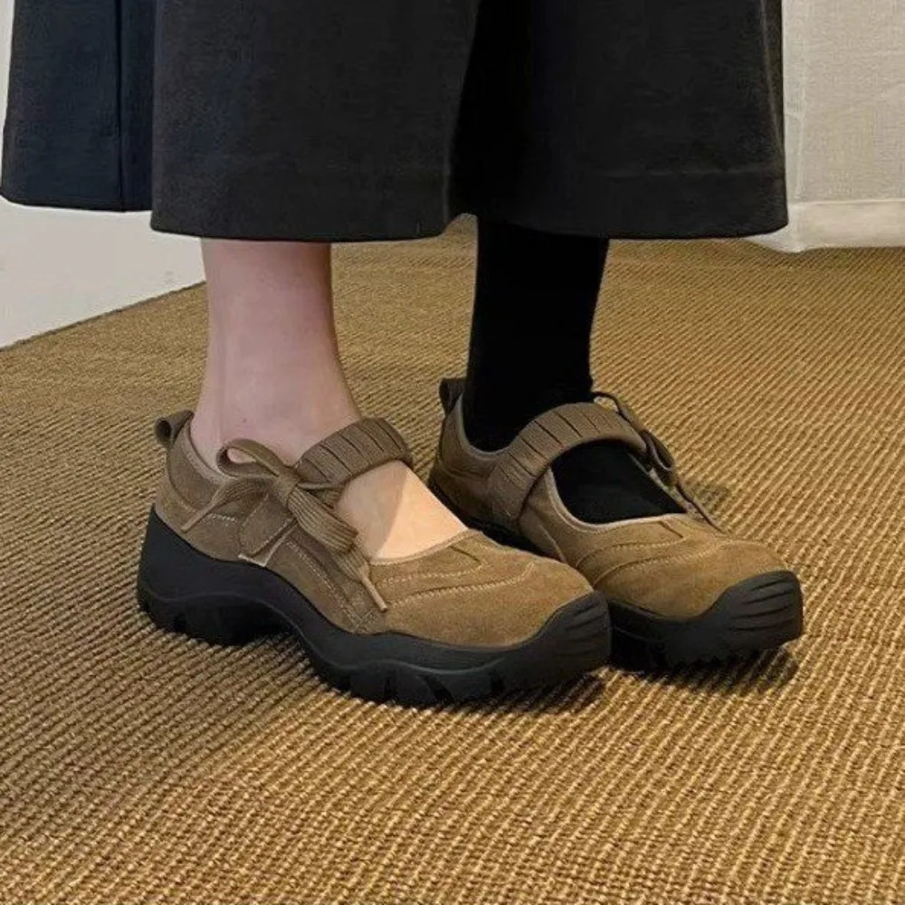 Matte Leather Mary Jane Sports Casual Shoes Women Thick Bottom Strap Brown Simple Laced Low Cut Single Shoes Leisure Footwear
Matte Leather Mary Jane Sports Casual Shoes Women Thick Bottom Strap Brown Simple Laced Low Cut Single Shoes Leisure Footwear