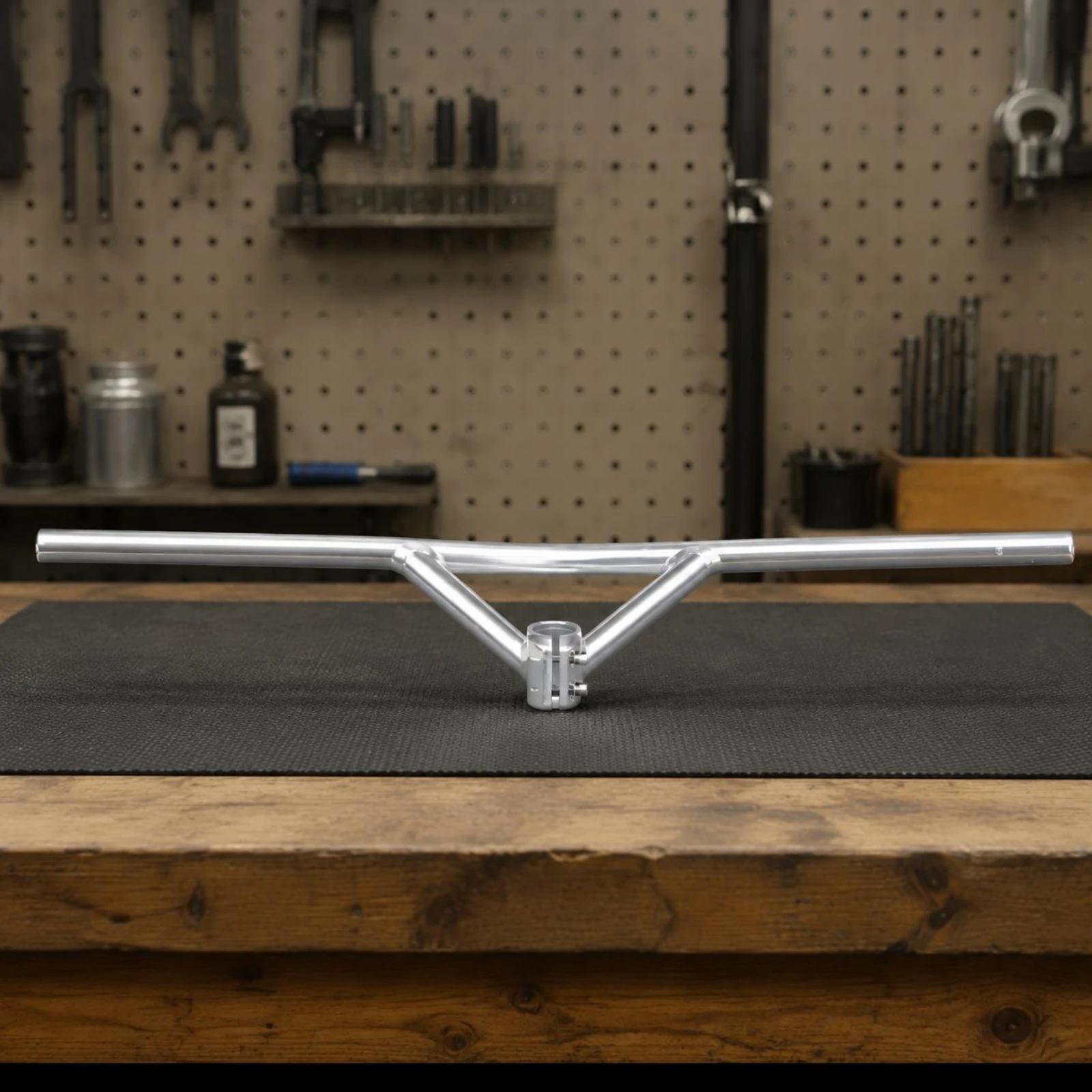 Aluminum Alloy Handlebar Lightweight Aluminum Riser Handlebar Riser Bike Bar Long-Lasting Cycling Equipment Non-Slip
Aluminum Alloy Handlebar Lightweight Aluminum Riser Handlebar Riser Bike Bar Long-Lasting Cycling Equipment Non-Slip
