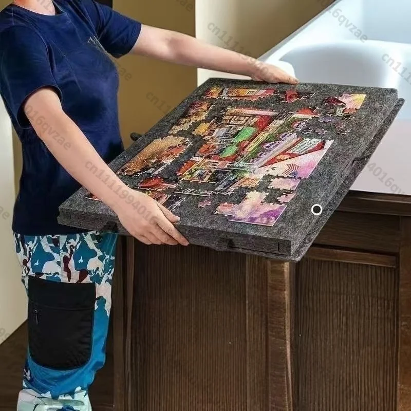 Portable 1000-piece Thickened Felt Puzzle Board with Stand To Store The Puzzle Board
Portable 1000-piece Thickened Felt Puzzle Board with Stand To Store The Puzzle Board