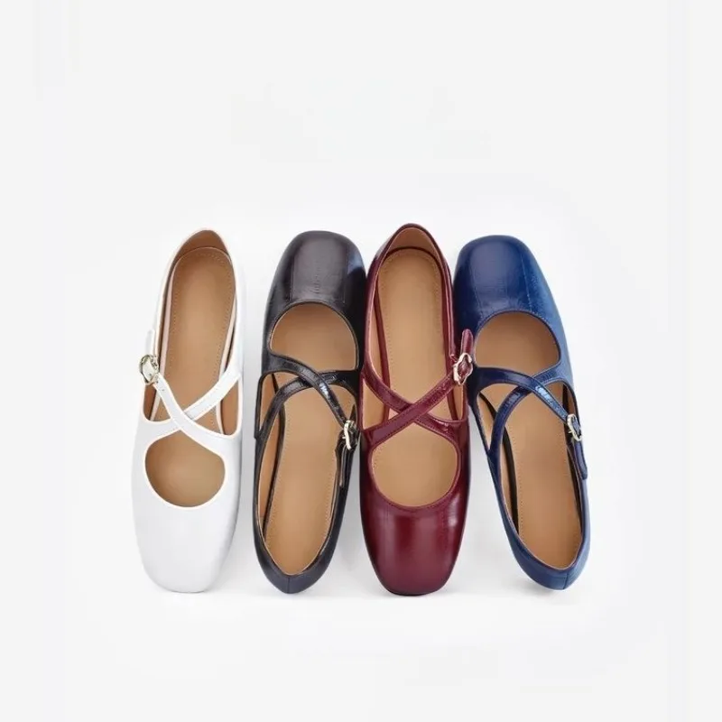 Новые китайские нишевые французские туфли Мэри Джейн с круглым носком, на тонком плоском каблуке, с перекрестными ремешками
Новые китайские нишевые французские туфли Мэри Джейн с круглым носком, на тонком плоском каблуке, с перекрестными ремешками