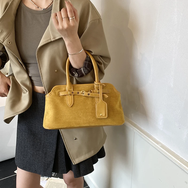 Женская роскошная кожаная классическая модная стильная дизайнерская сумка через плечо через плечо Элегантная сумка для повседневного современного отдыха
Женская роскошная кожаная классическая модная стильная дизайнерская сумка через плечо через плечо Элегантная сумка для повседневного современного отдыха