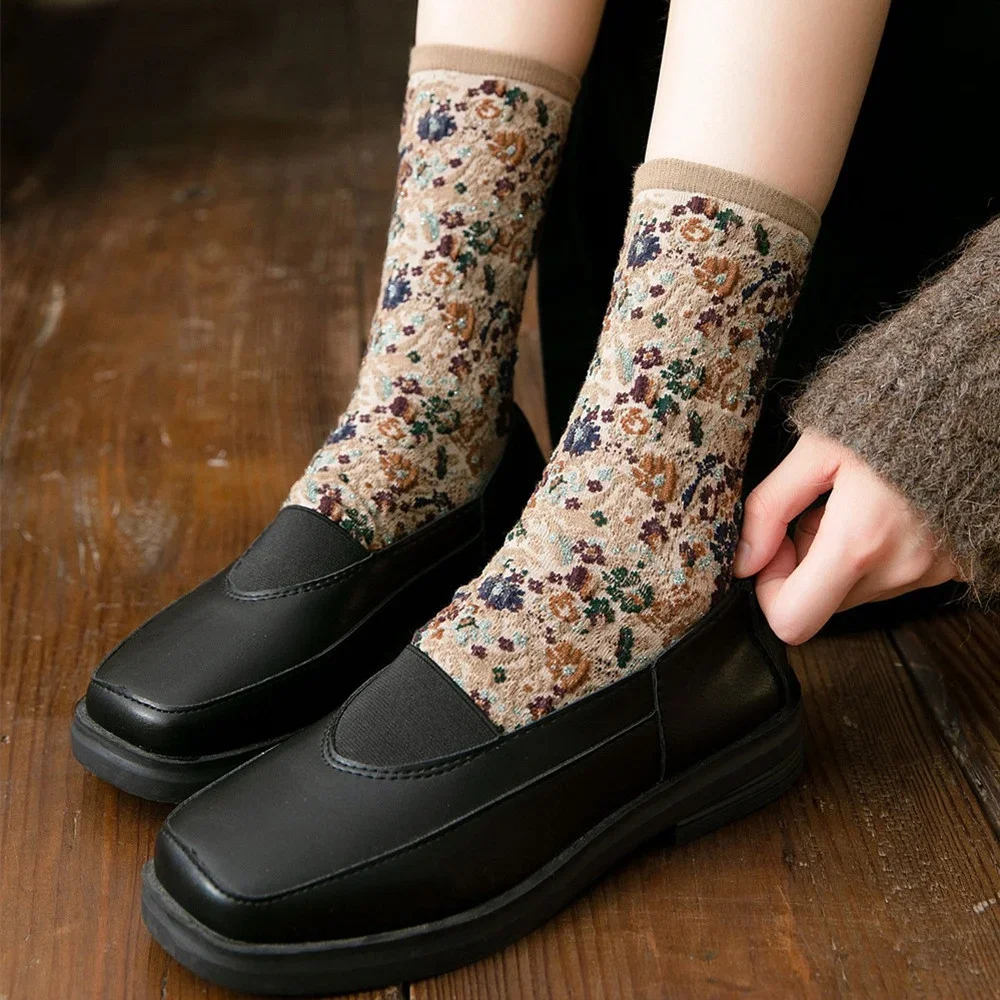 Harajuku Retro Vintage Women Socks Floral Print Korean Japanese Style Kawaii Cute Socks Spring Fashion Winter Cotton Long Socks
Harajuku Retro Vintage Women Socks Floral Print Korean Japanese Style Kawaii Cute Socks Spring Fashion Winter Cotton Long Socks