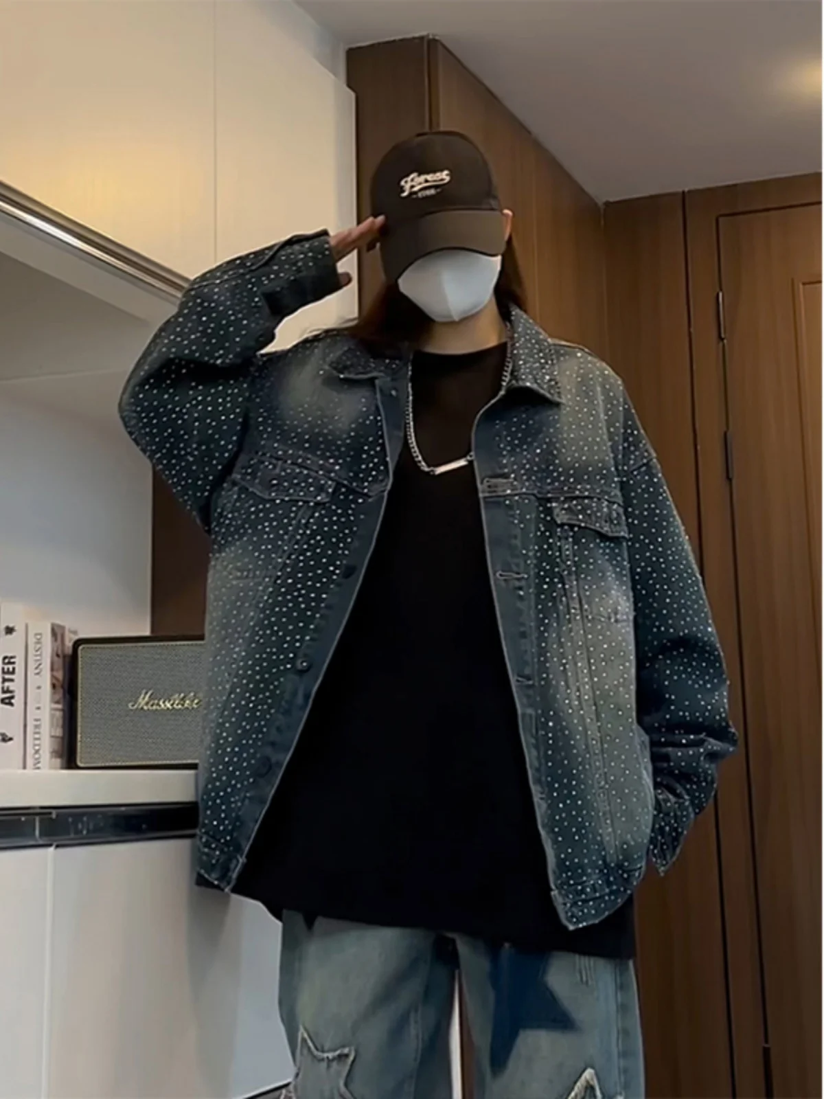 Мужская джинсовая куртка Heavy Du Rhinestone в стиле ретро, американский уличный стиль, молодежная повседневная куртка для весны и осени
Мужская джинсовая куртка Heavy Du Rhinestone в стиле ретро, американский уличный стиль, молодежная повседневная куртка для весны и осени