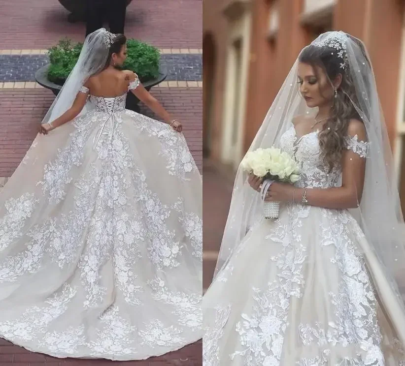 Customized Said Mhamad Appliques Off The Shoulder Princess Bridal Gowns Lace Up Back Count Train Beach Wedding Dresses
Customized Said Mhamad Appliques Off The Shoulder Princess Bridal Gowns Lace Up Back Count Train Beach Wedding Dresses